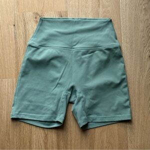 SET Active Luxform Green Bike Shorts, S